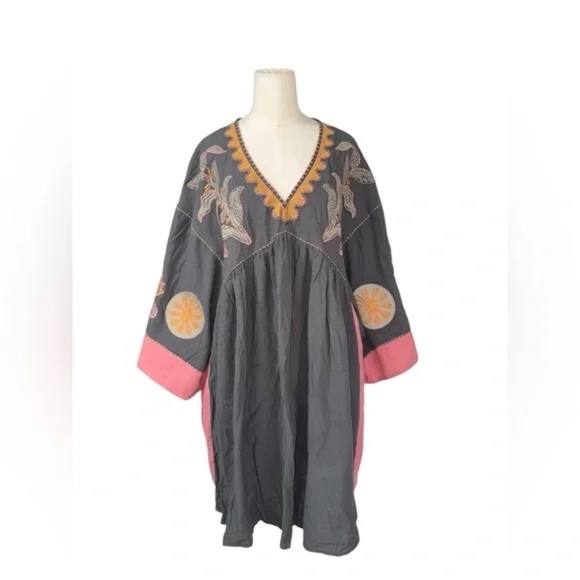 EASEL - Bohemian Floral Embroidered Linen Woven Loose Short Dress - Picture 4 of 7